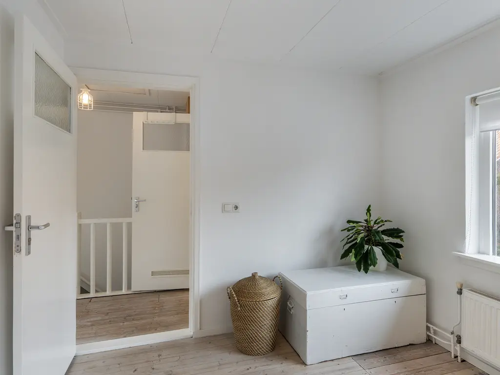 Hazelaarstraat 9, MONSTER