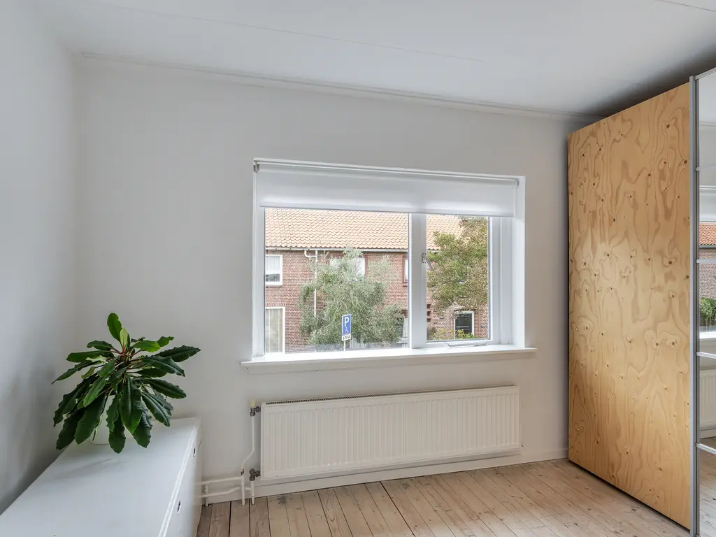Hazelaarstraat 9, MONSTER