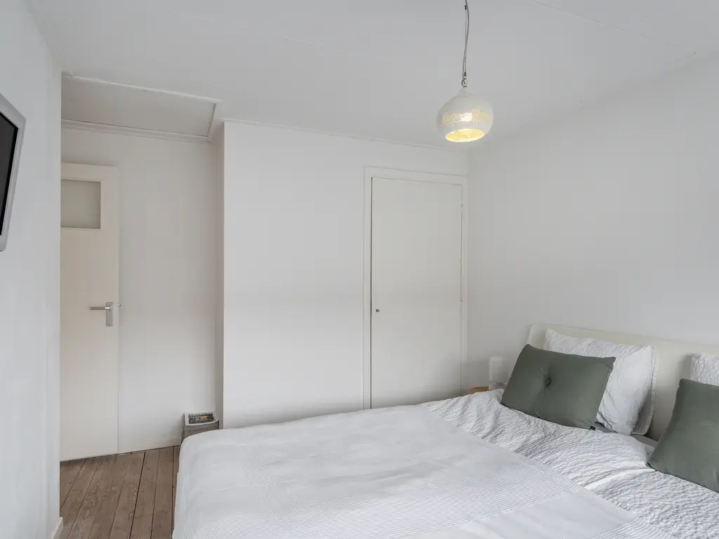 Hazelaarstraat 9, MONSTER