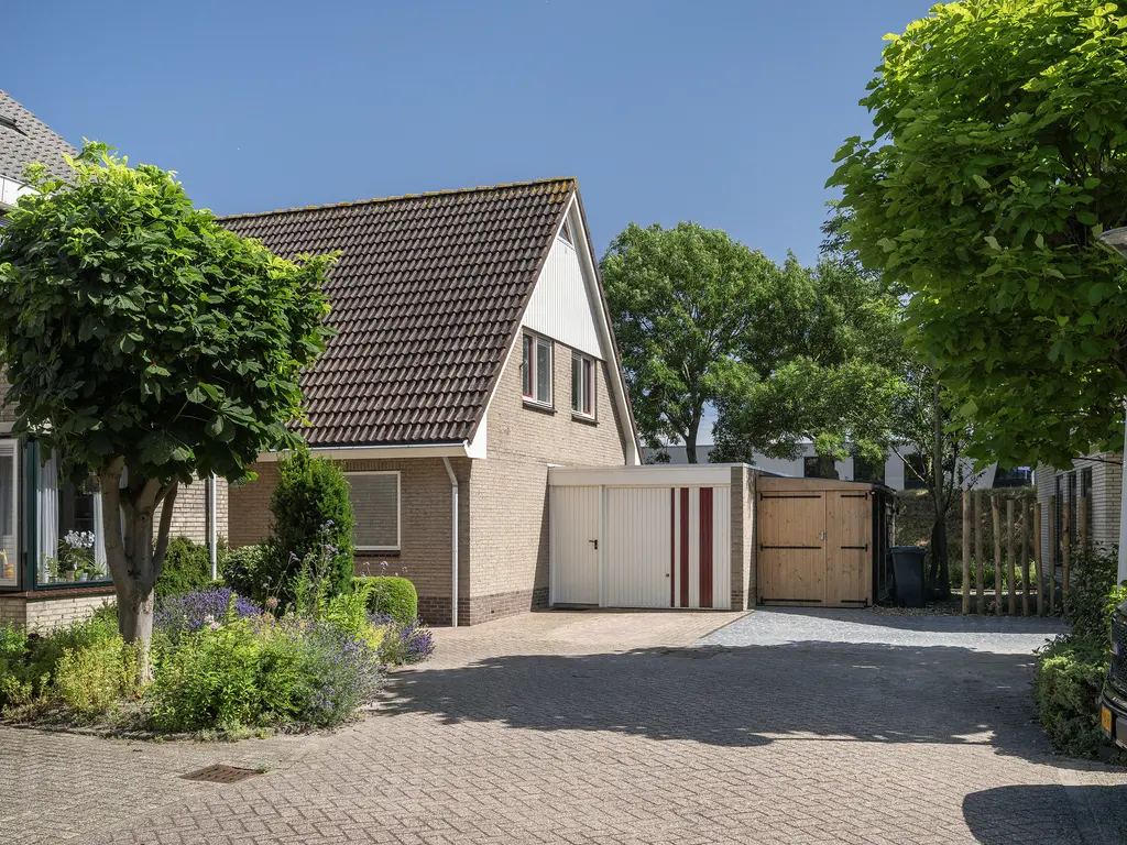 Meerkoet 66, 'S-GRAVENZANDE