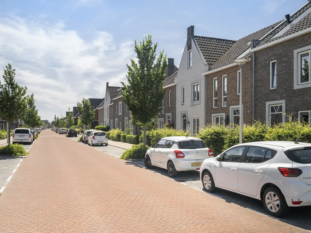 Fluwijn 46, 'S-GRAVENZANDE
