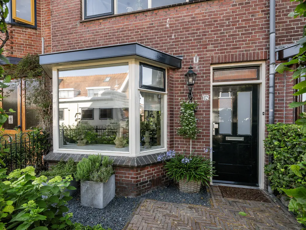 Duiventorenstraat 12, NAALDWIJK