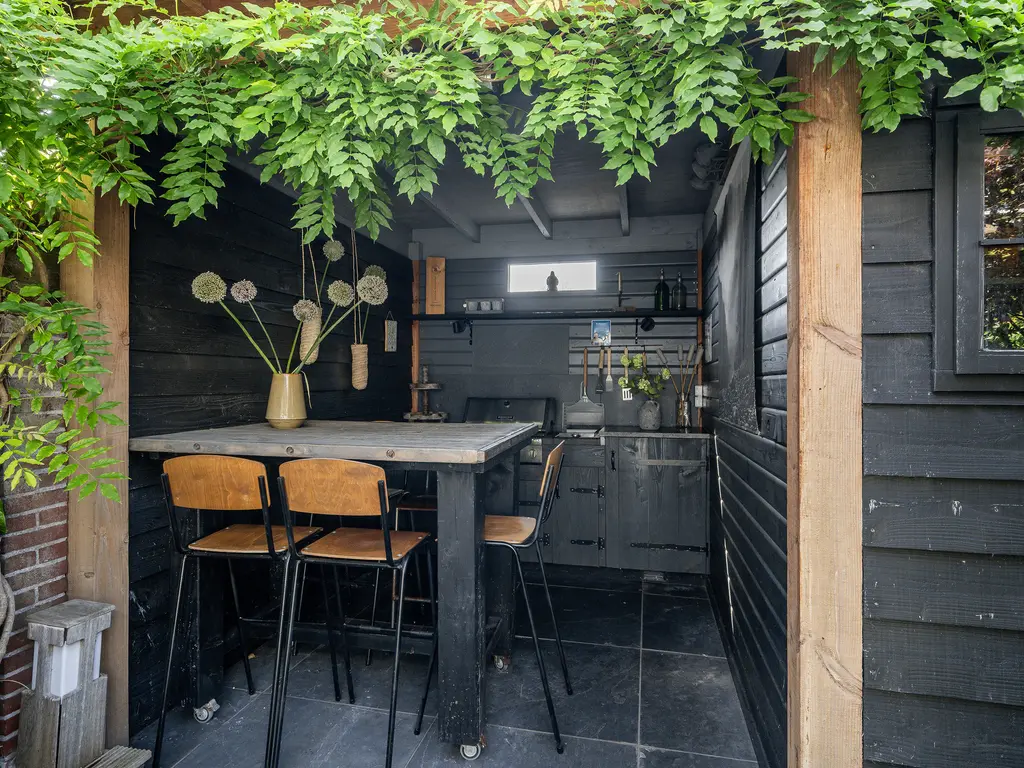 Duiventorenstraat 12, NAALDWIJK
