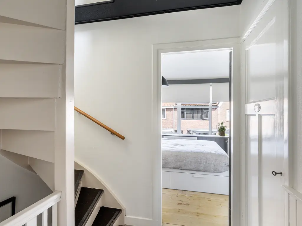 Duiventorenstraat 12, NAALDWIJK