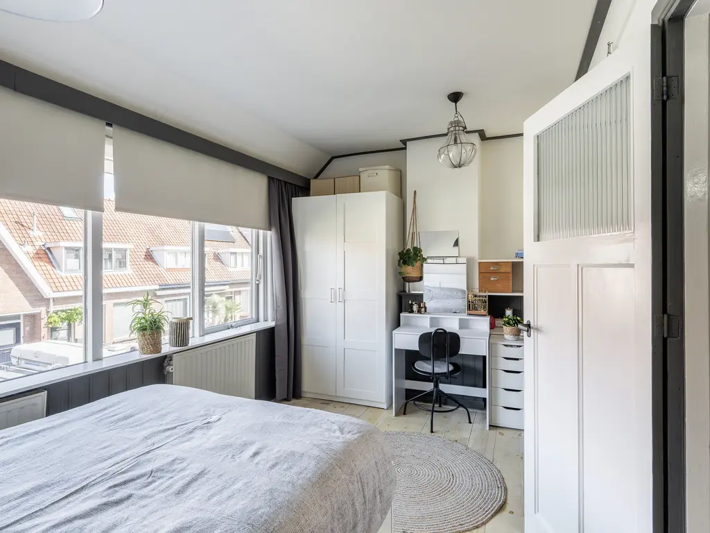 Duiventorenstraat 12, NAALDWIJK
