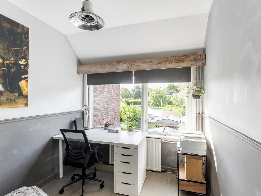 Duiventorenstraat 12, NAALDWIJK
