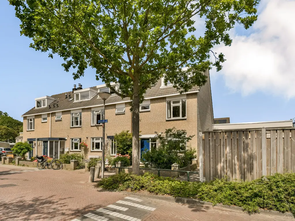 Talmastraat 2, NAALDWIJK