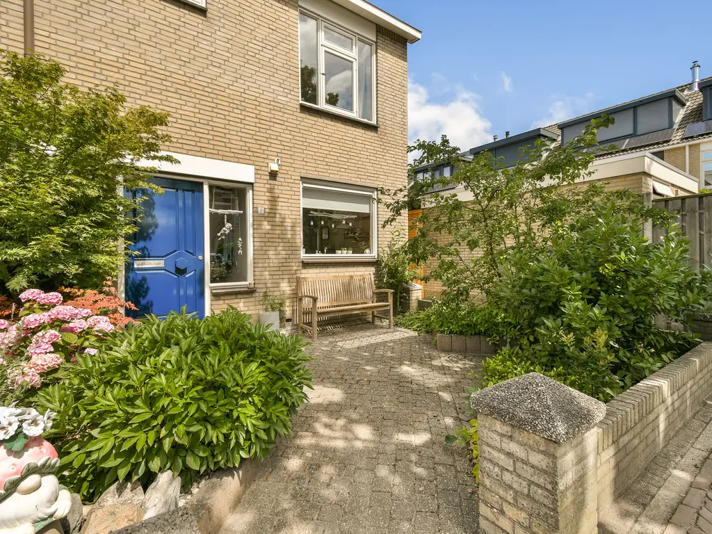 Talmastraat 2, NAALDWIJK