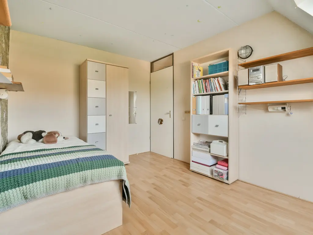 Talmastraat 2, NAALDWIJK