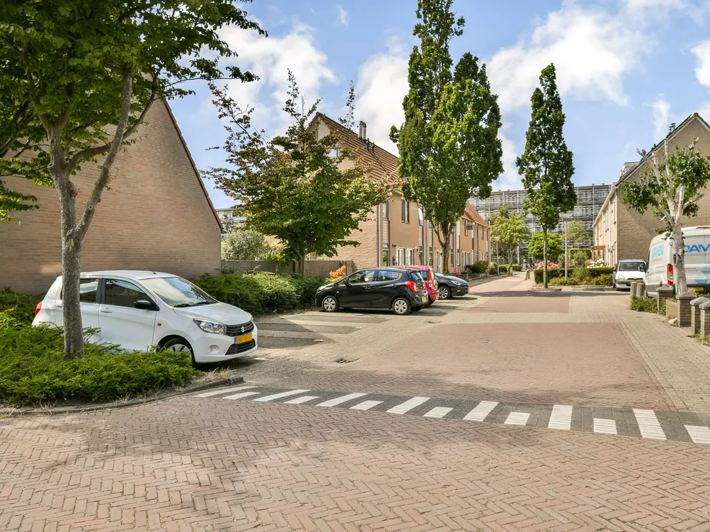 Talmastraat 2, NAALDWIJK
