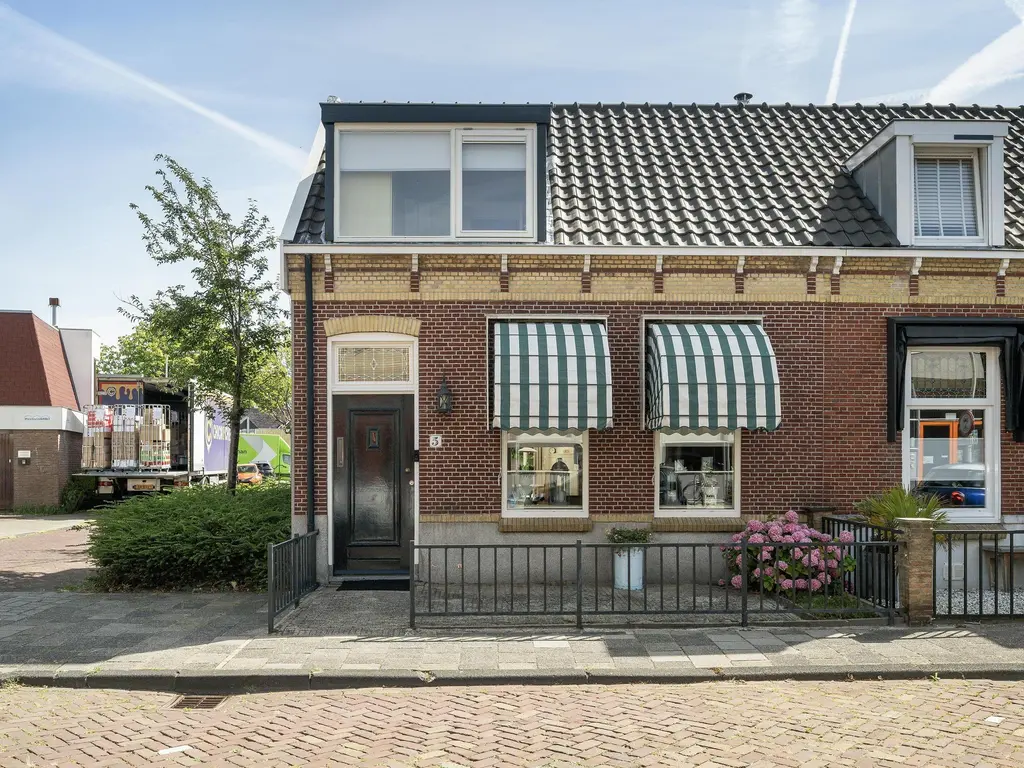 Zuideinde 5, NAALDWIJK