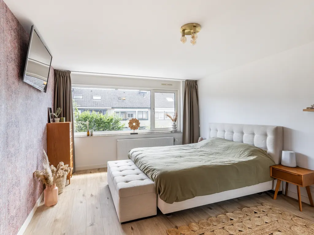 Ahornplein 41, 'S-GRAVENZANDE