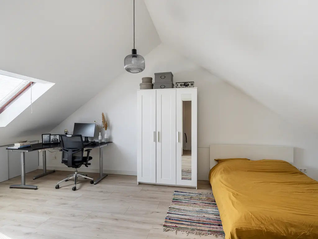 Ahornplein 41, 'S-GRAVENZANDE