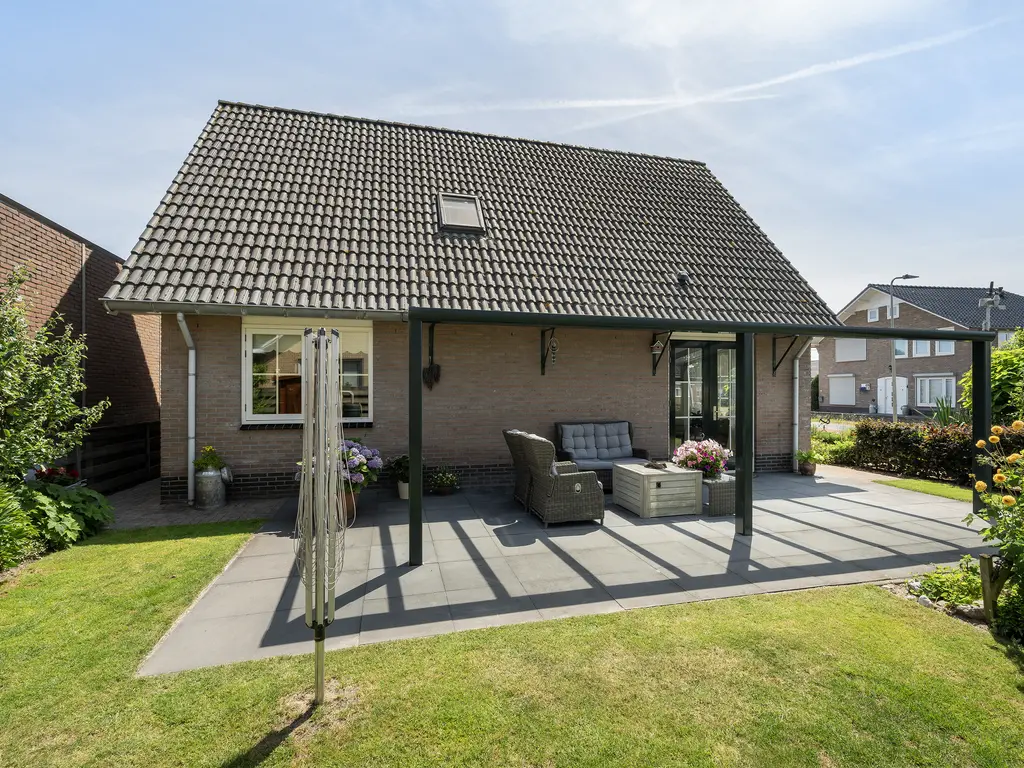 Groeneweg 62, 'S-GRAVENZANDE