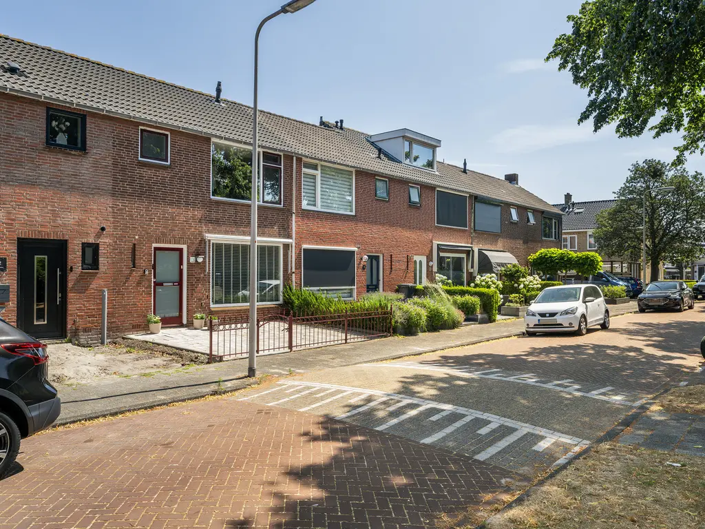 Elisabet van Egmontstraat 10, NAALDWIJK