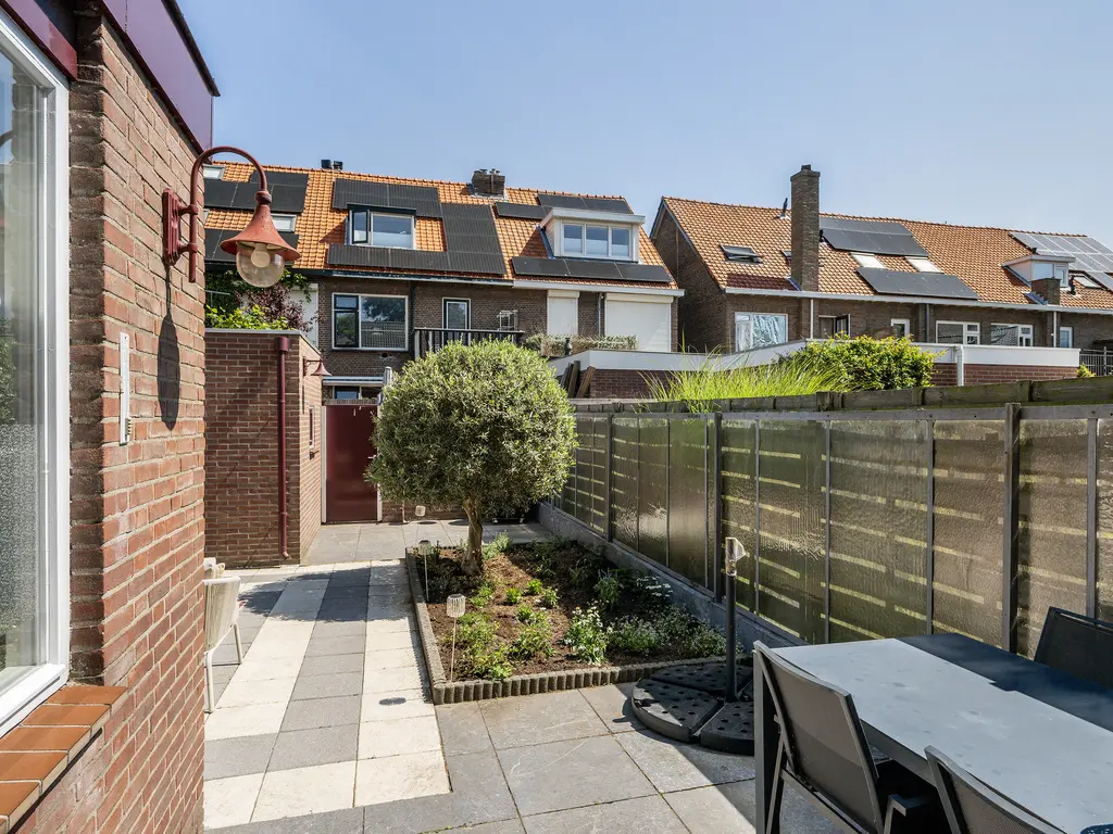 Elisabet van Egmontstraat 10, NAALDWIJK