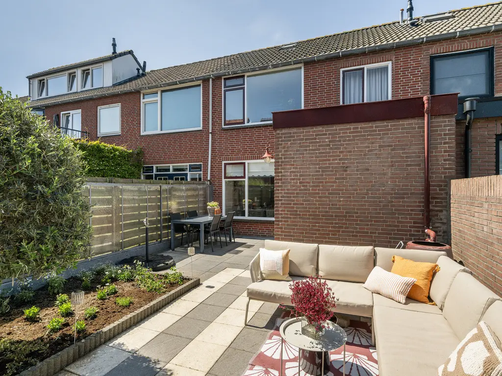 Elisabet van Egmontstraat 10, NAALDWIJK