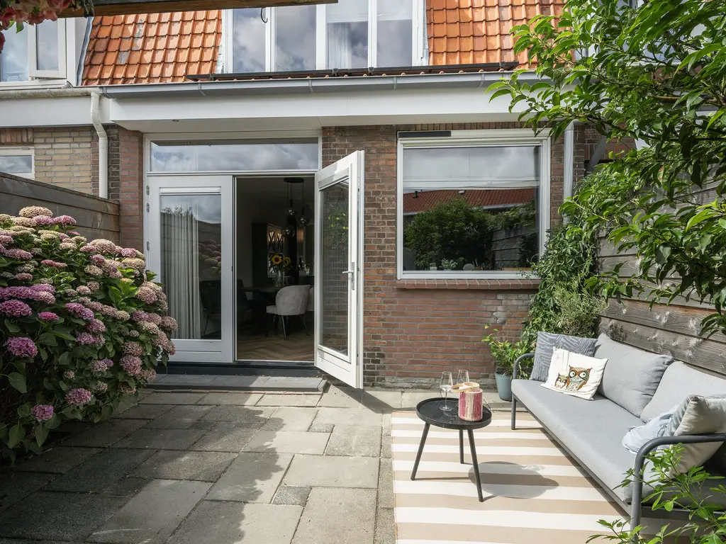 Duiventorenstraat 24, NAALDWIJK