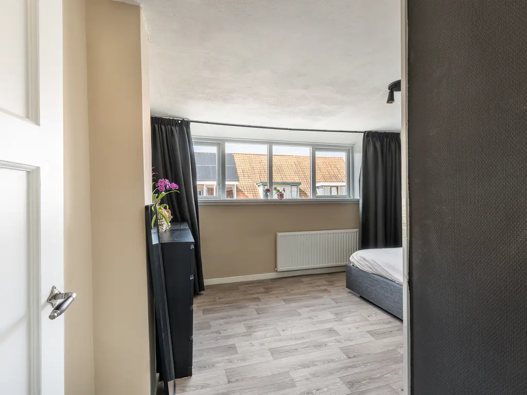 Duiventorenstraat 24, NAALDWIJK