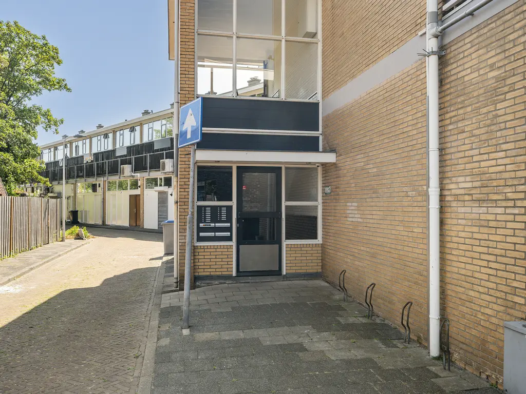 Dahliastraat 76, POELDIJK