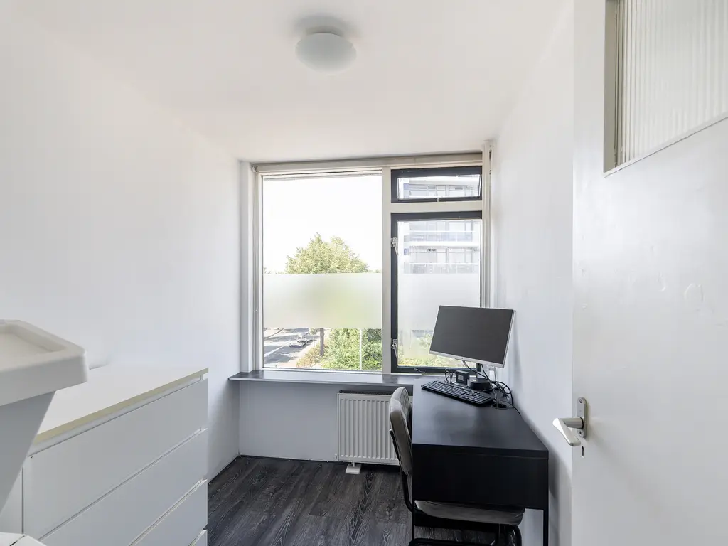 Dahliastraat 76, POELDIJK