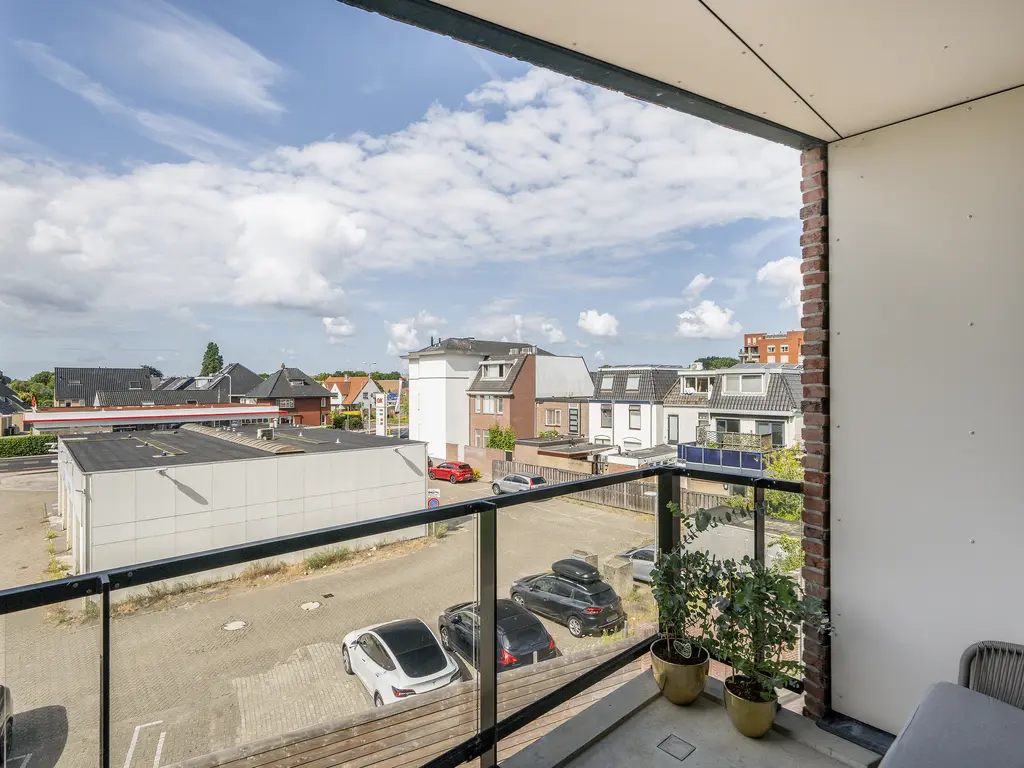 Zuidbrug 38, NAALDWIJK