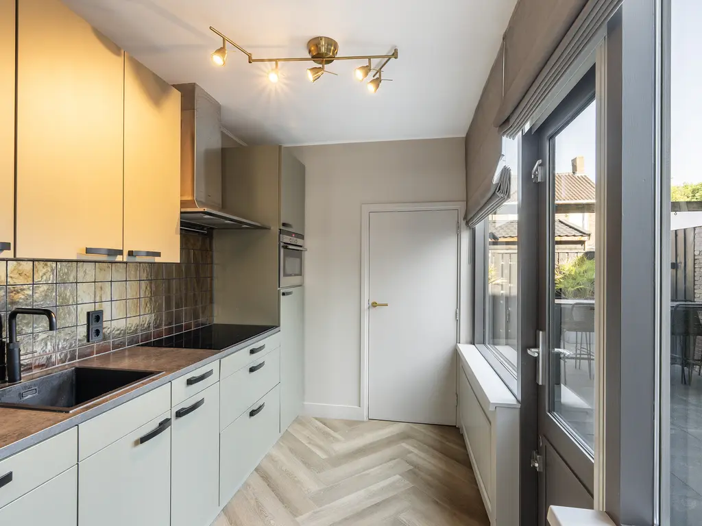 Machteld v Raaphorststraat 21, NAALDWIJK