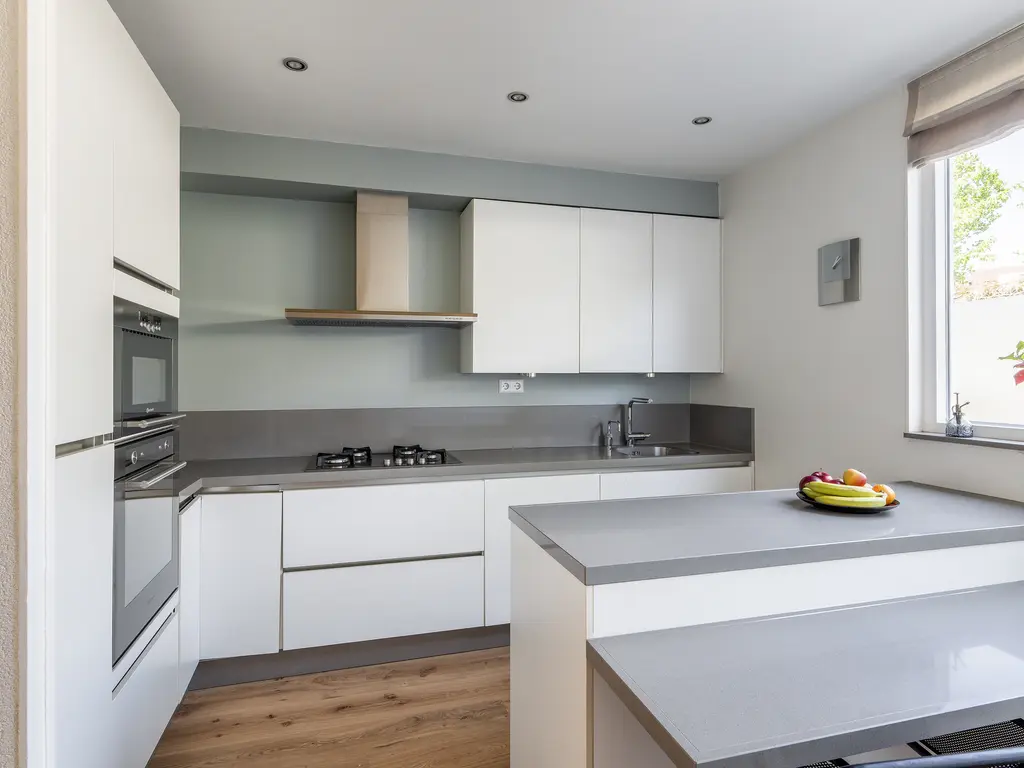 Vuurdoorn 8, NAALDWIJK