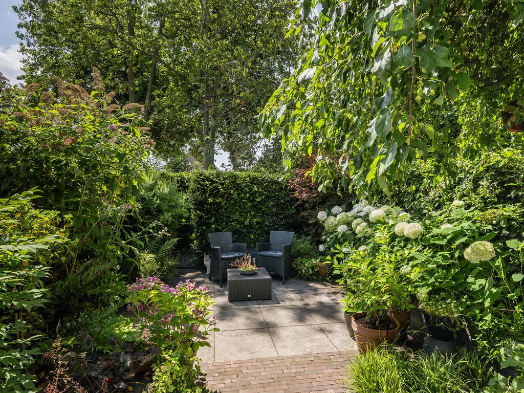 Vuurdoorn 8, NAALDWIJK