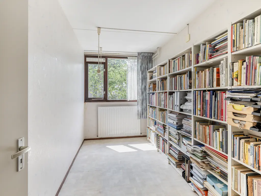 Vuurdoorn 8, NAALDWIJK