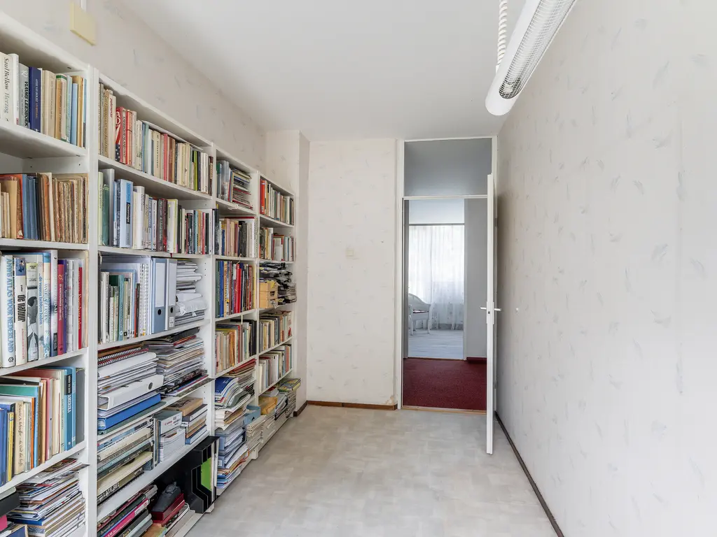 Vuurdoorn 8, NAALDWIJK
