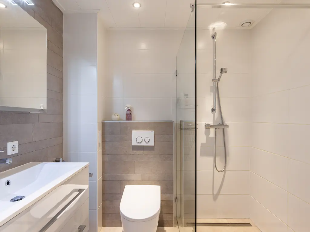 Vuurdoorn 8, NAALDWIJK