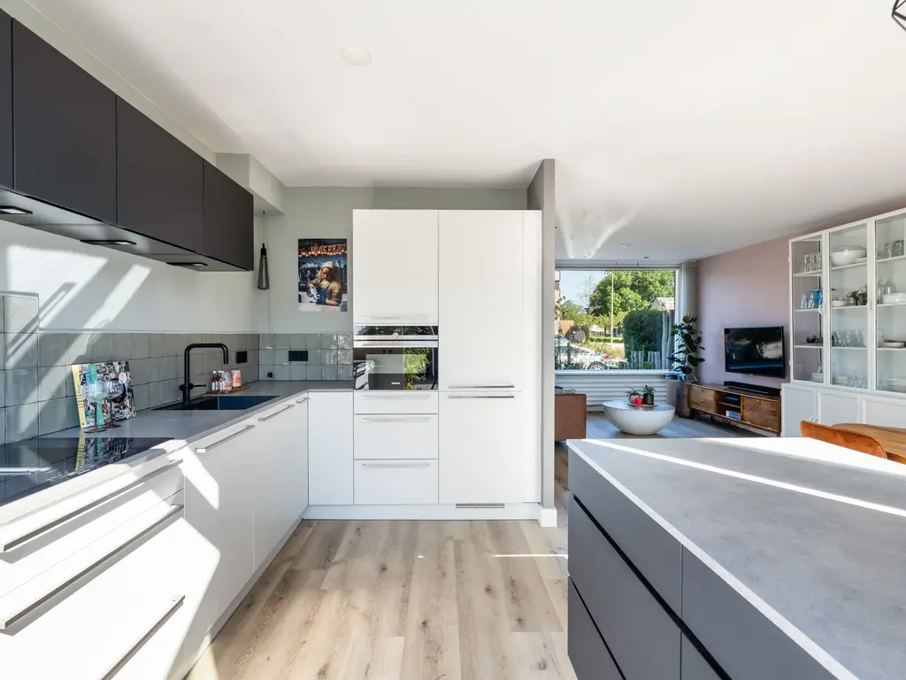 Bachlaan 8, NAALDWIJK