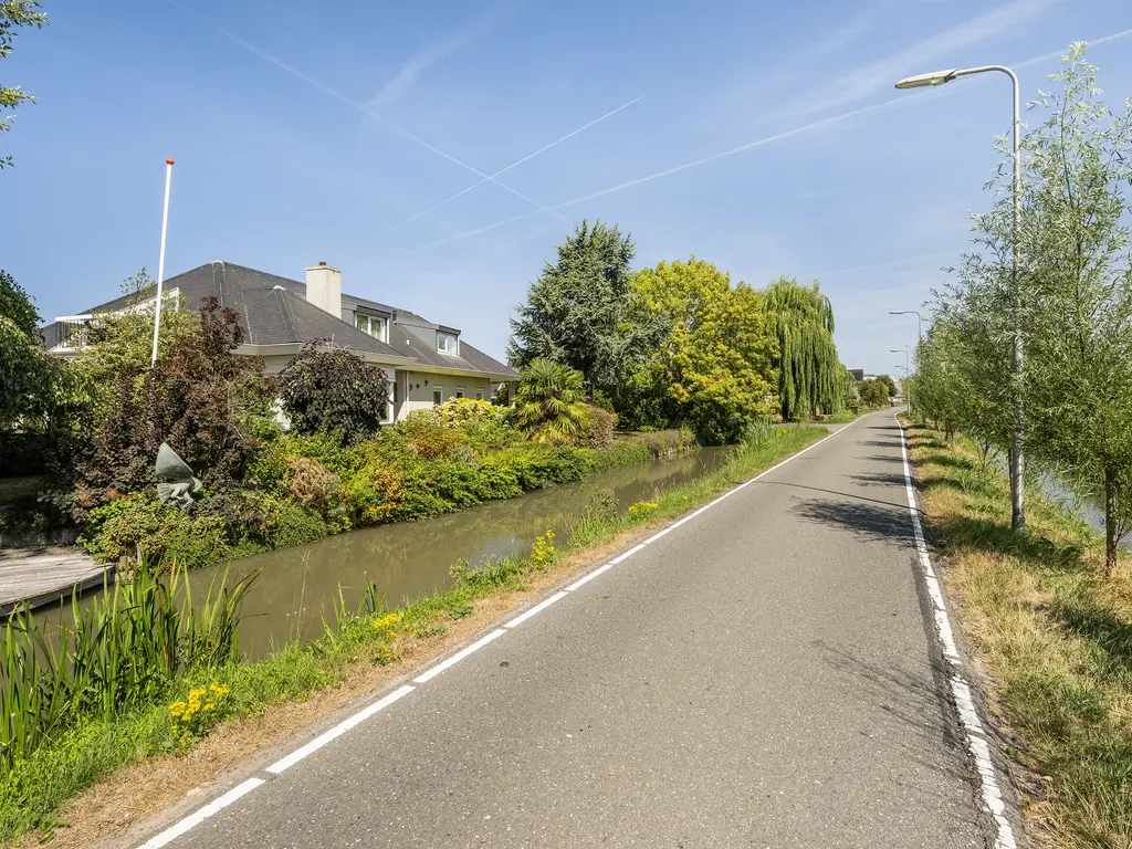 Vlietweg 10, NAALDWIJK