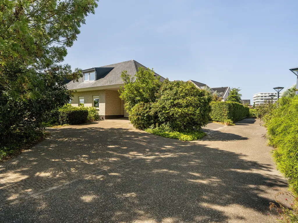 Vlietweg 10, NAALDWIJK