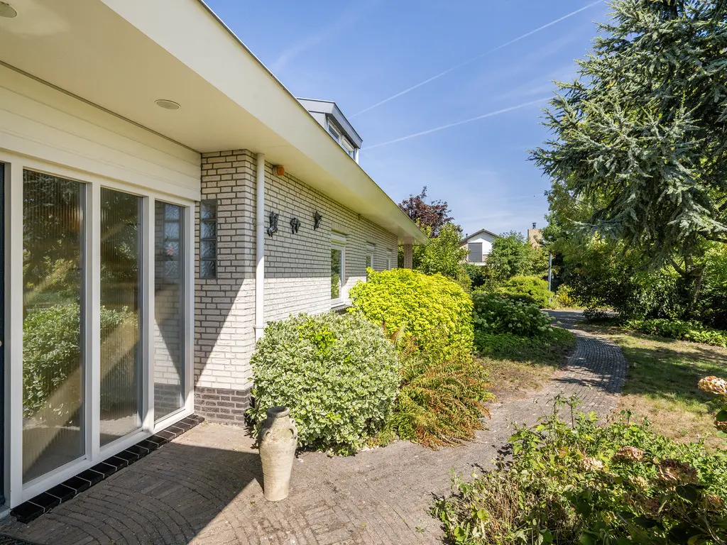 Vlietweg 10, NAALDWIJK