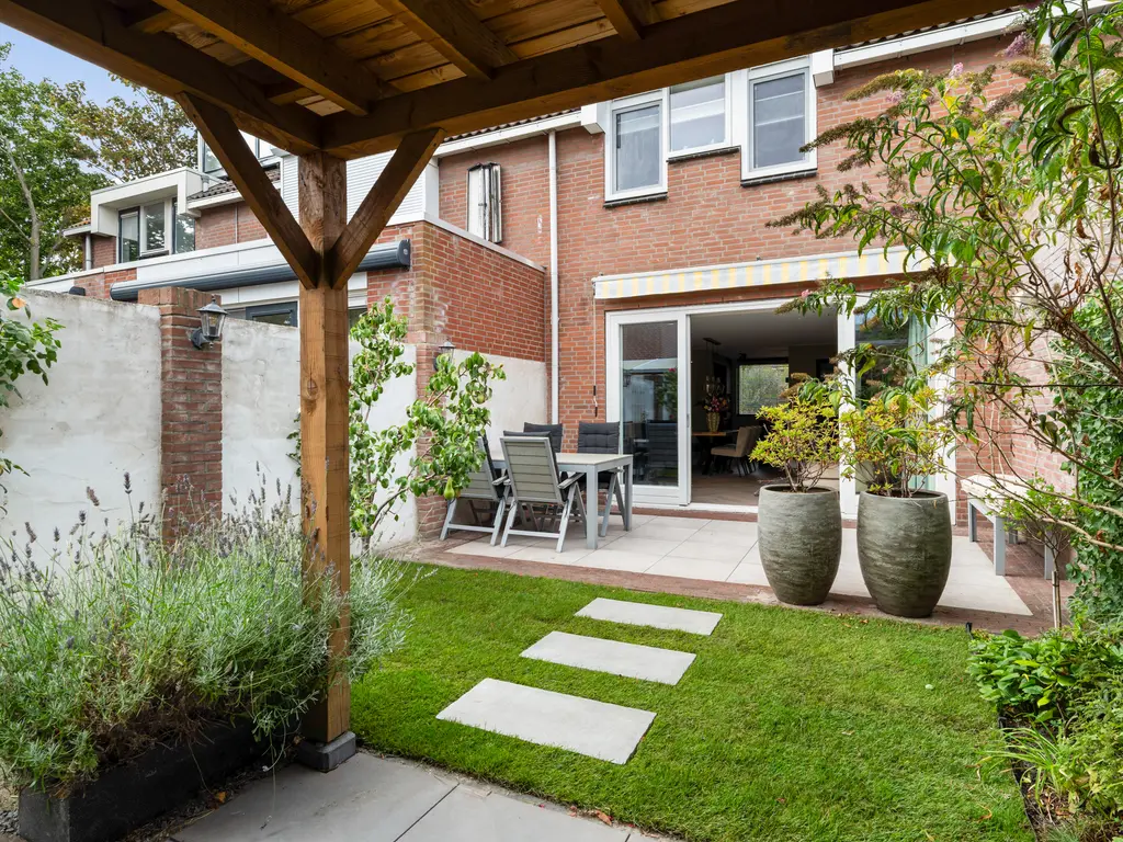 Sweelincklaan 67, 'S-GRAVENZANDE