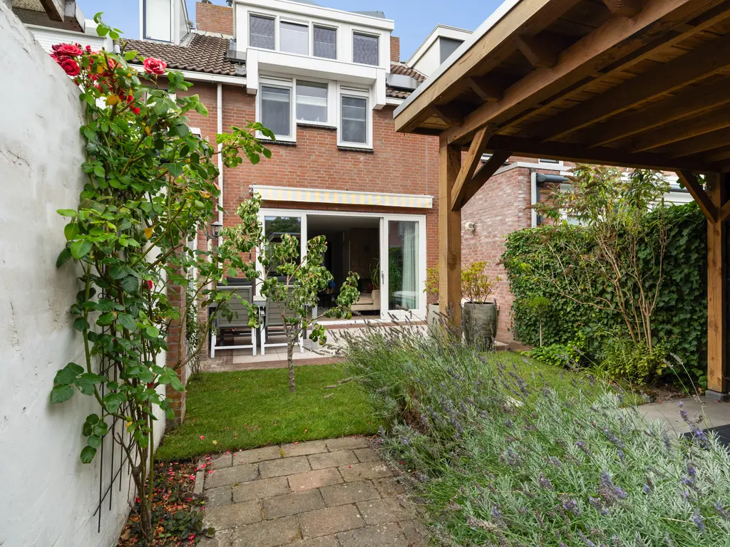 Sweelincklaan 67, 'S-GRAVENZANDE