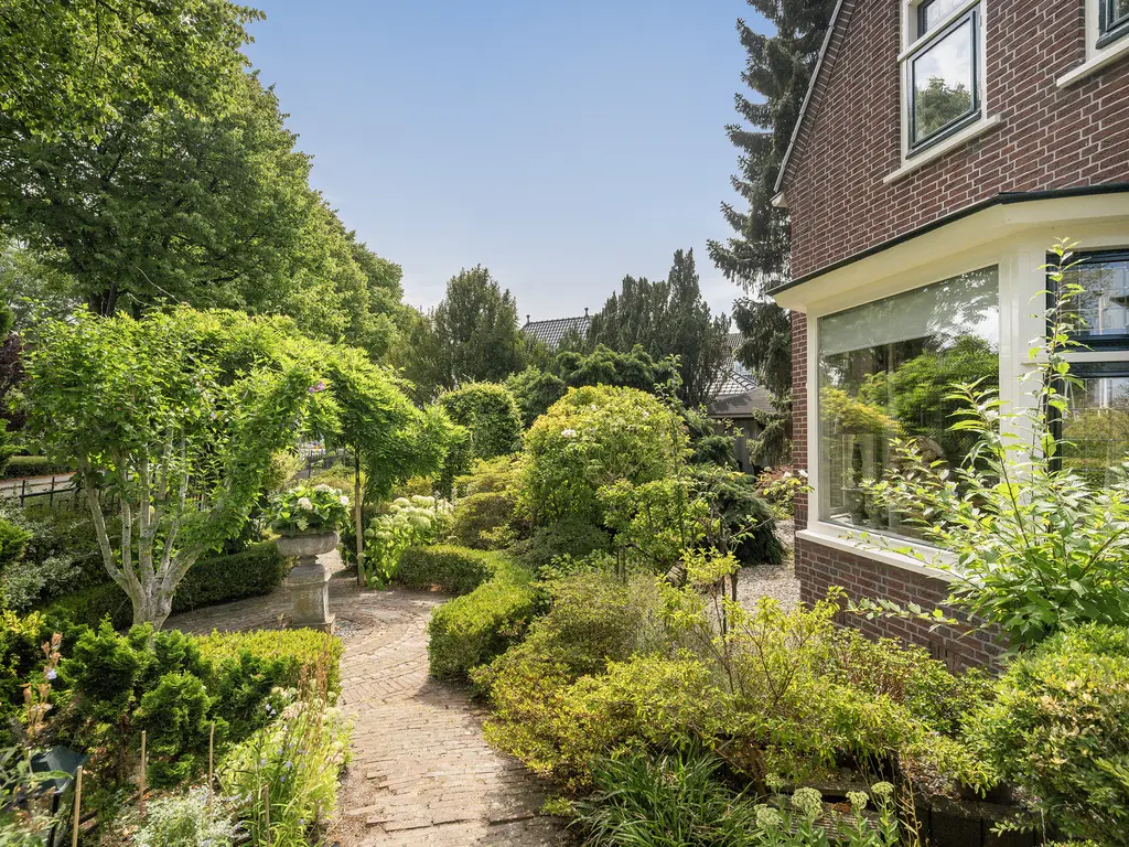 Kruisweg 24, NAALDWIJK