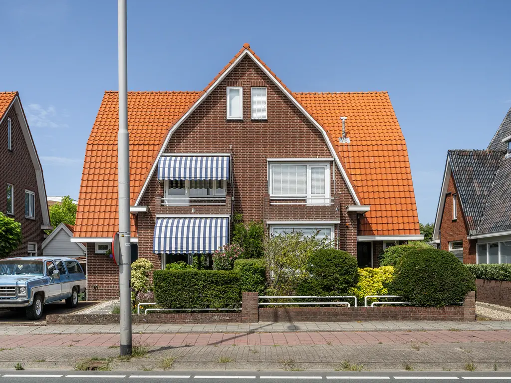 Emmastraat 64, MONSTER