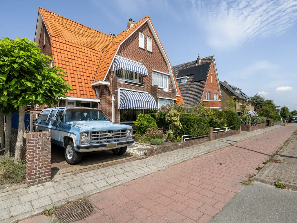 Emmastraat 64, MONSTER