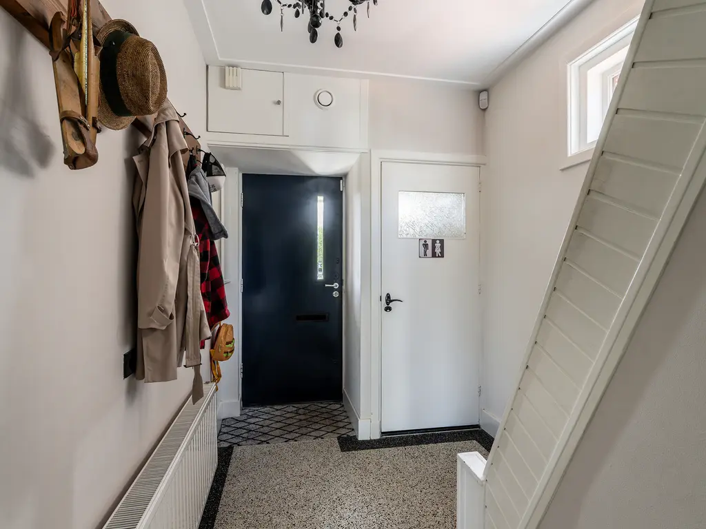 Emmastraat 64, MONSTER