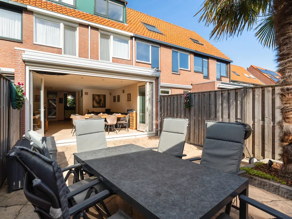 Paardenbloem 12, NAALDWIJK