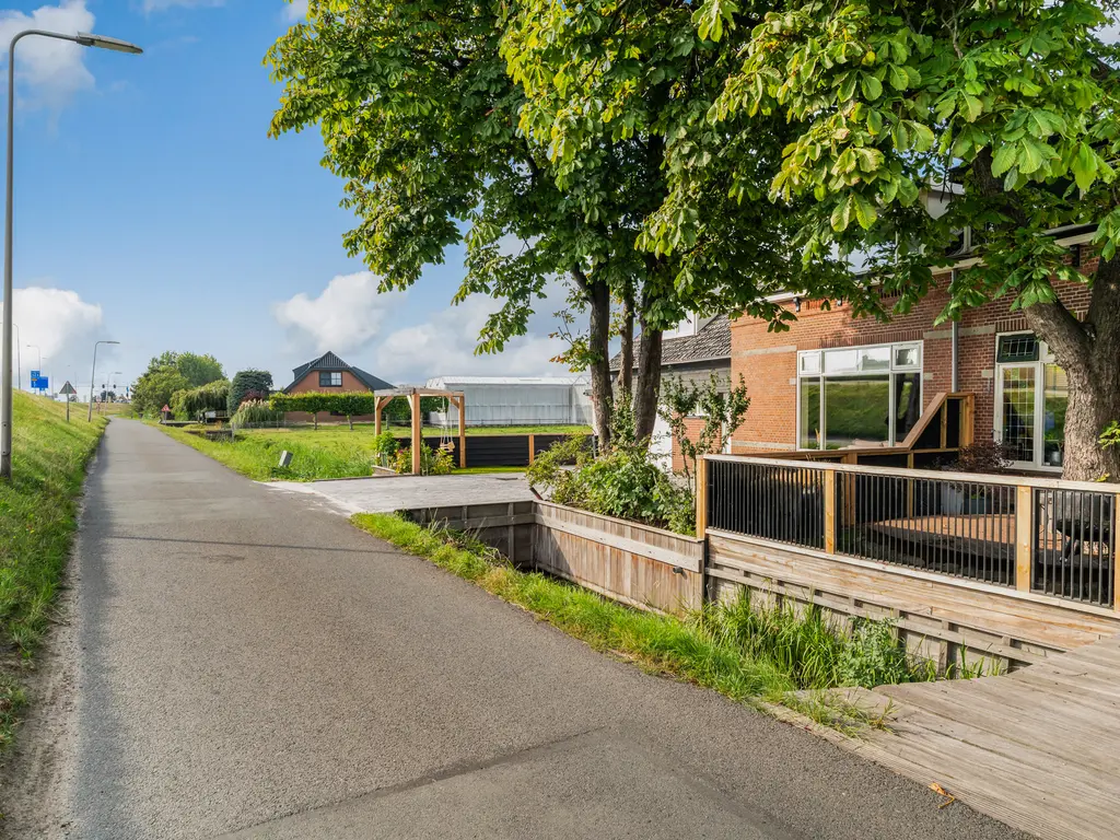 Maasdijk 63, 'S-GRAVENZANDE