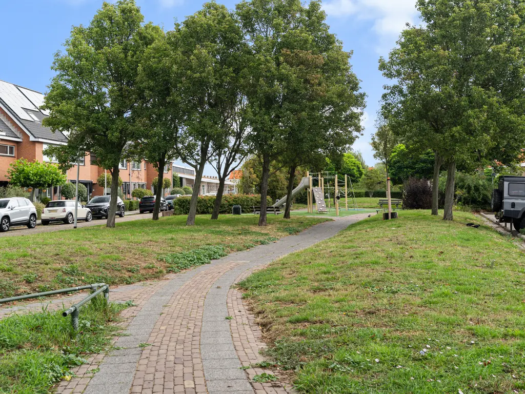 Graaf Florisplein 52, 'S-GRAVENZANDE