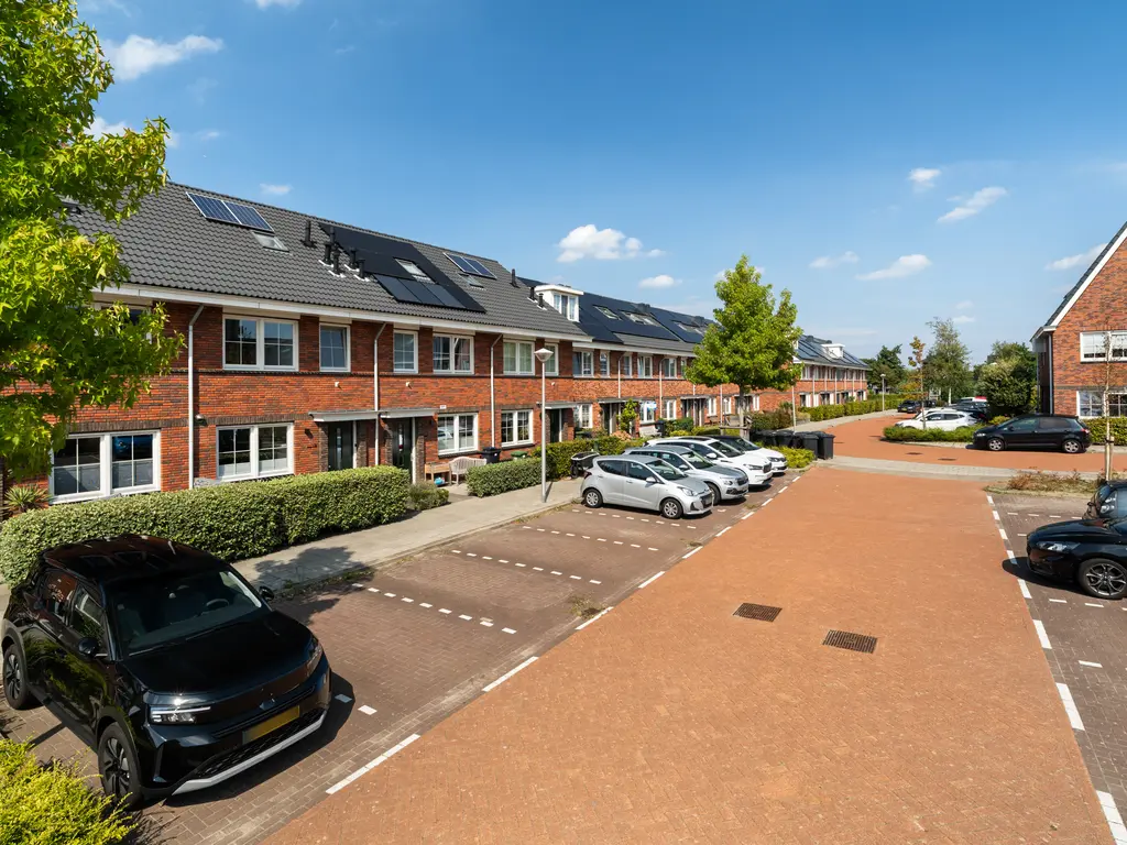 Gletsjerzand 32, NAALDWIJK