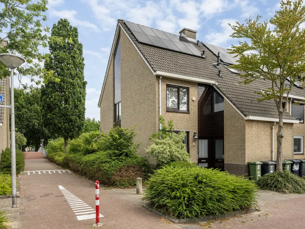 Groen van Prinstererstraat 8, NAALDWIJK