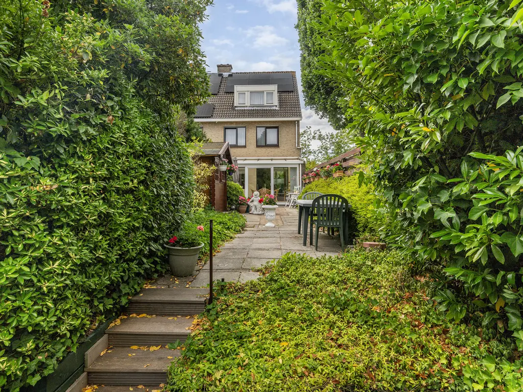 Groen van Prinstererstraat 8, NAALDWIJK