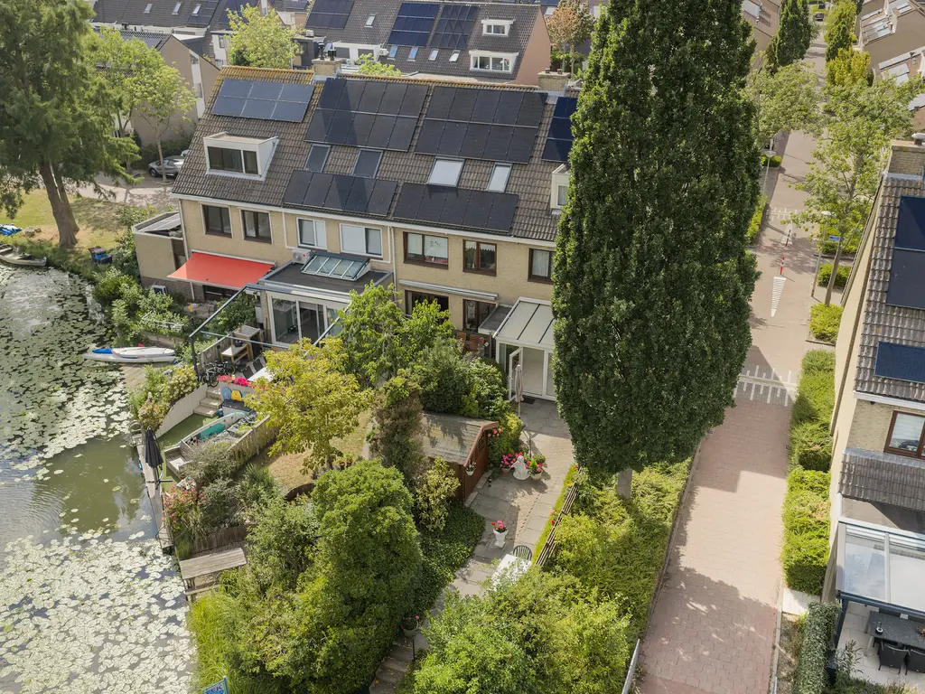 Groen van Prinstererstraat 8, NAALDWIJK