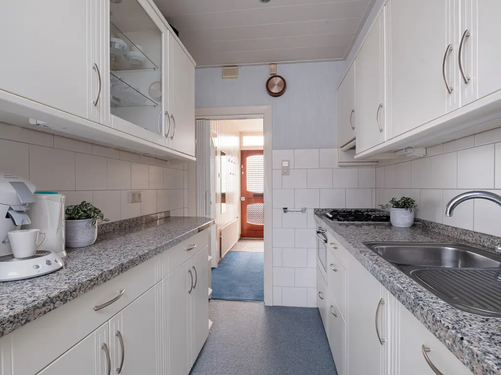 Van der Doortogestraat 16, NAALDWIJK